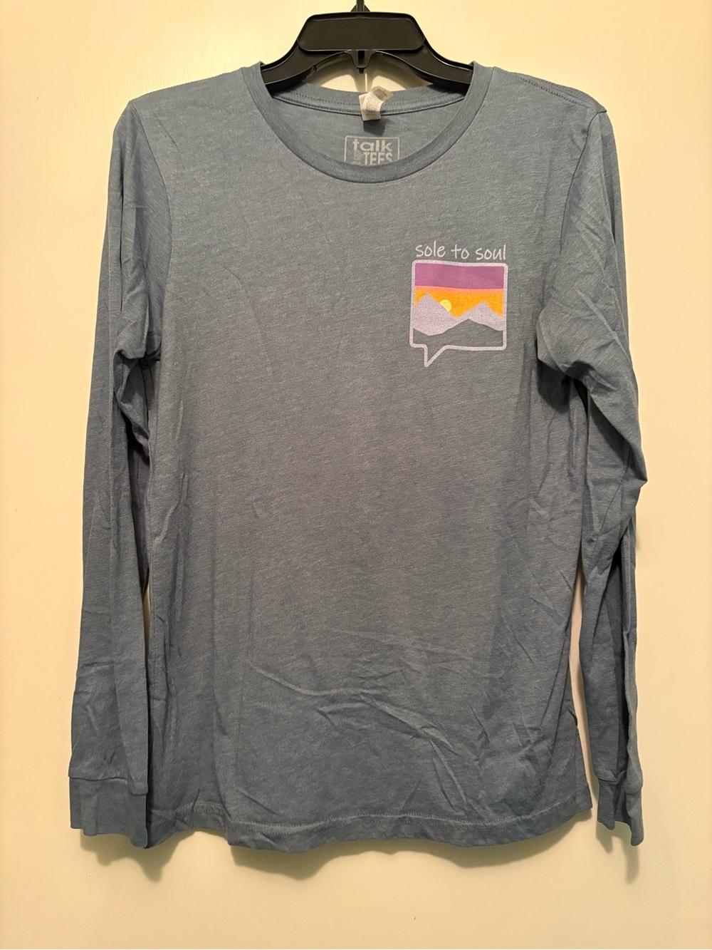 Women’s Graphic Long-Sleeve